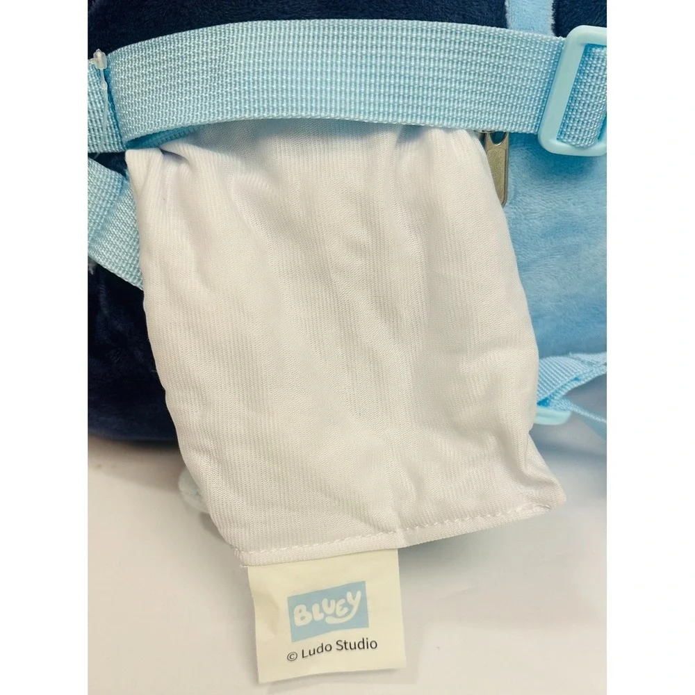 Ludo Studio Bluey Plush Backpack 14
